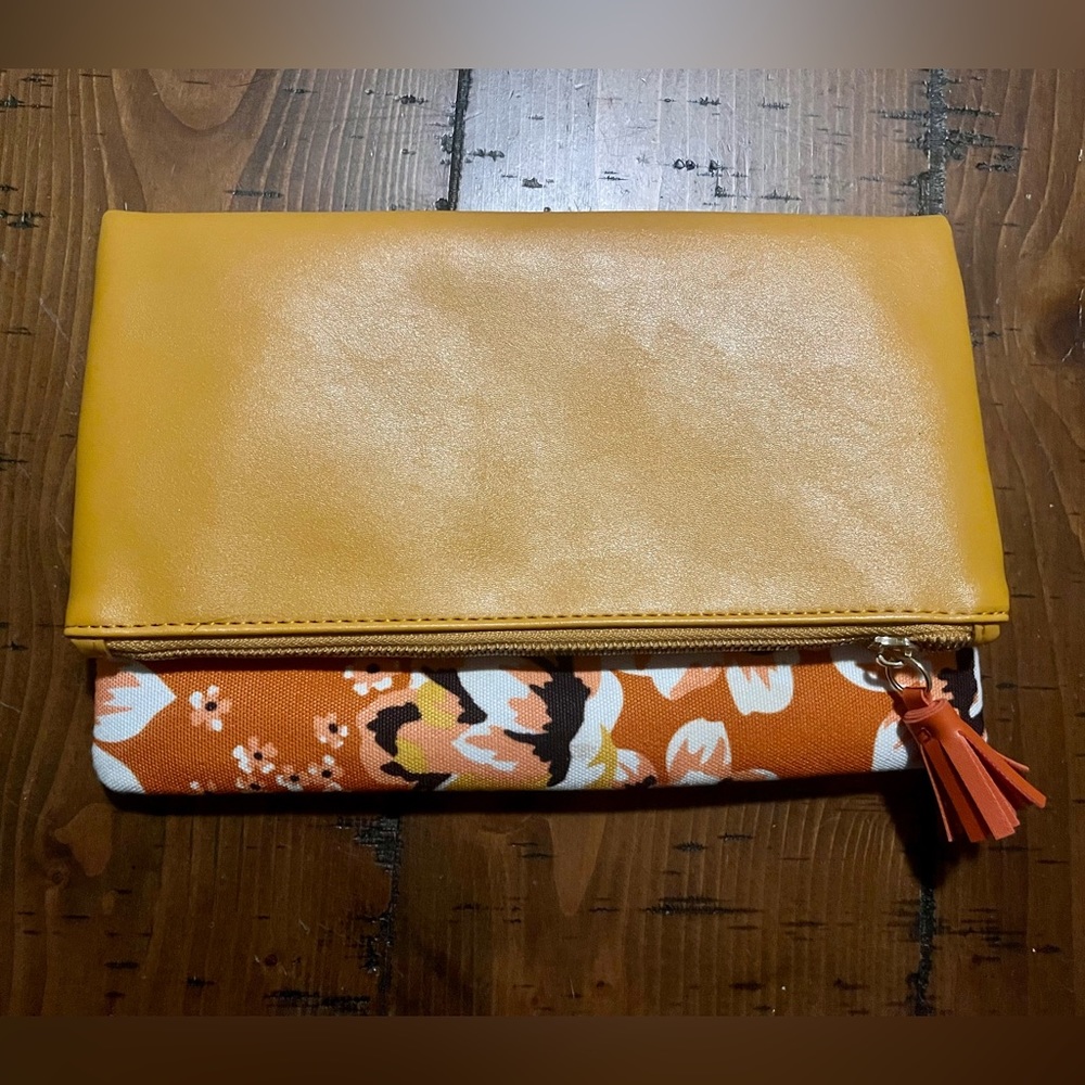 Double sided clutch